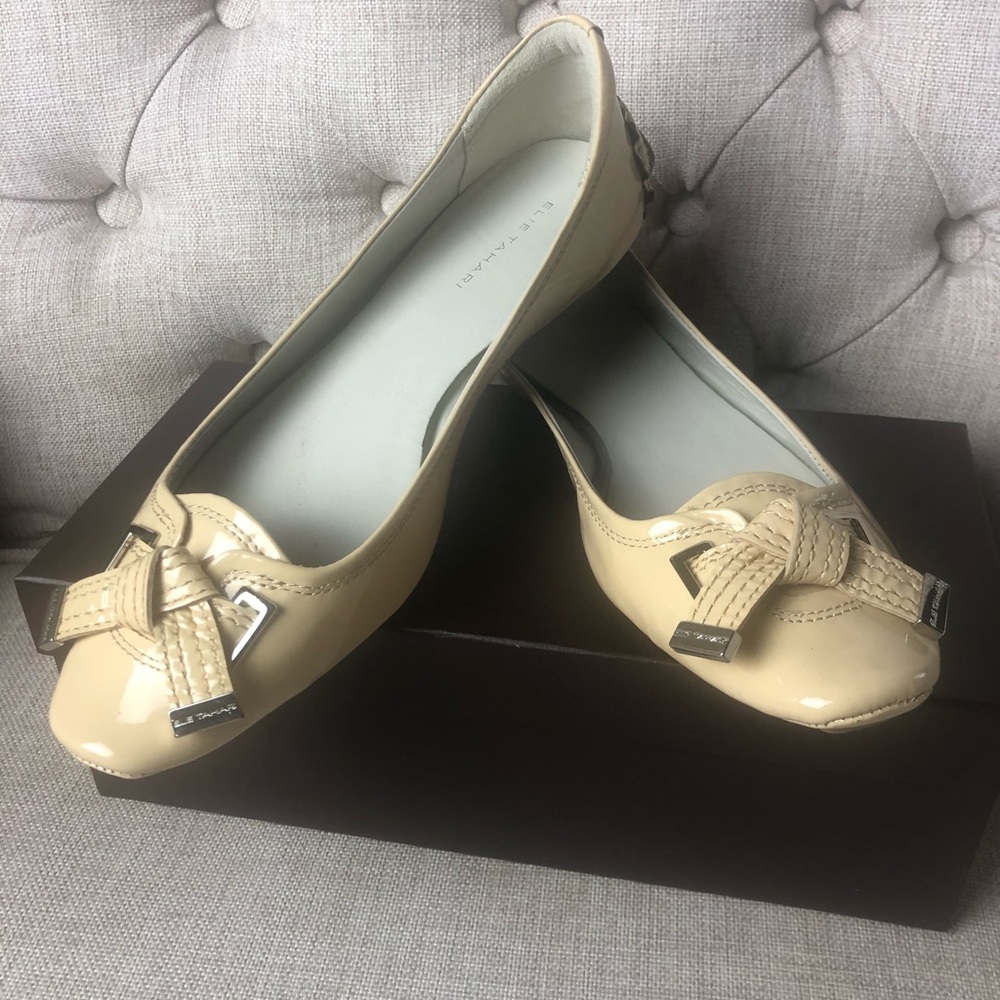 Elie Tahari  Bow Accent Size 38 1/2us Size 8.5
